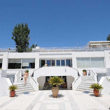 Grand Blue Hotel Erétria Exterior photo